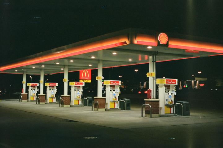 Canon AE-1, 50mm, Fujifilm Superia X-Tra 400
