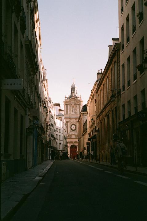 Postcards from Paris [Jupiter 8 / Super G 200]