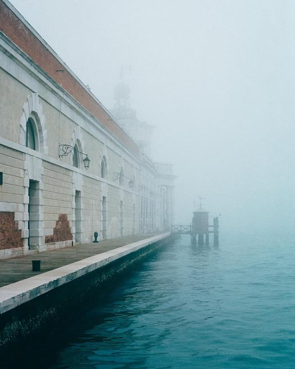 Fog in Venice [Canon AE-1, 50mm f1.8, Kodak Portra 400]