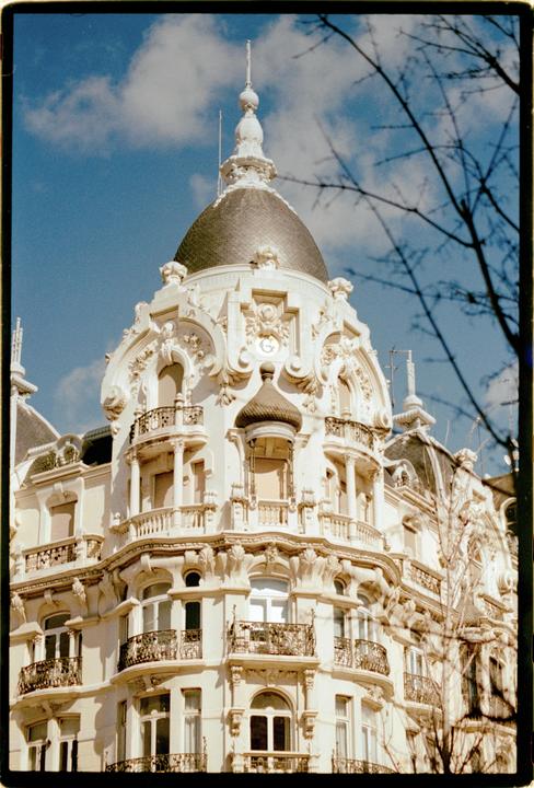 As always, beautiful Madrid (Nikon F5, Nikkor 50mm f 1.8, Kodak gold 200)