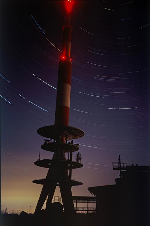 Starship. Fuji GW 690, 90mm, 1:3.5, fuji provia, 1h exposure