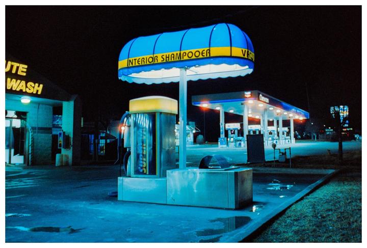 Nikon FM2n | Cinestill 800t | Austin, TX