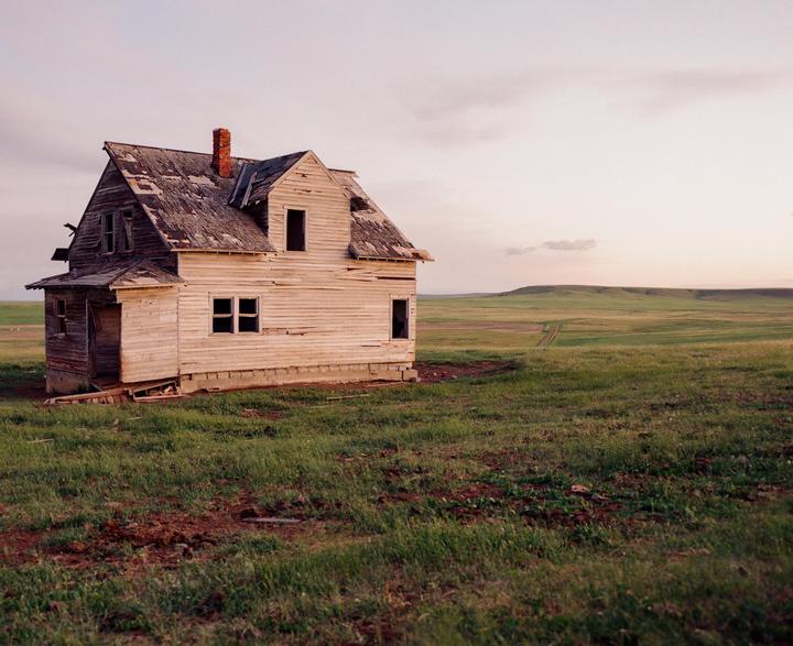 house on the hill - Pentax 67 55mm [Gold 200]