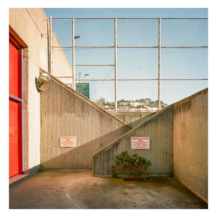 Afternoon Stroll, San Francisco [Lomo 400, LC-A 120]