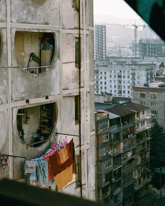 Tbilisi [Canon AE-1, 50mm f1.8, Kodak Portra 400]