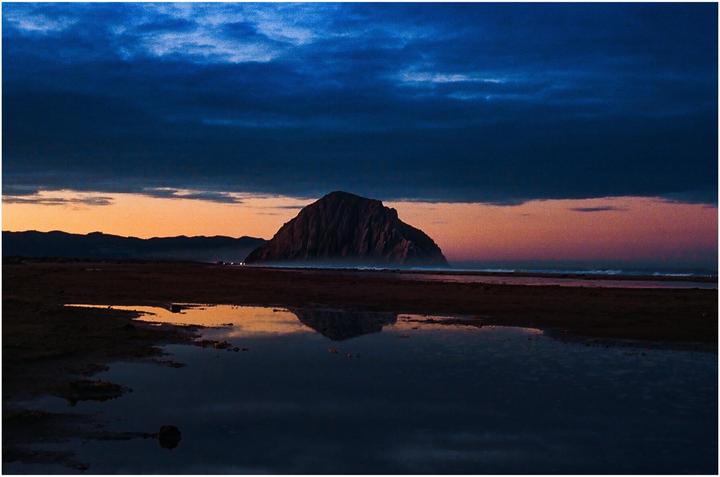 Blue/Golden hour at Morro Bay Nikon F2 | 50mm 1.4 | Kodak Gold 200