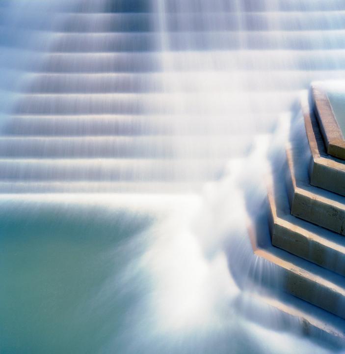 Water table [500c, 80mm, Portra400, 10+ ND filter, 6sec]