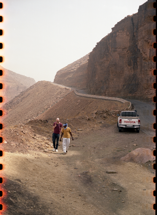 Short break, Fujica GW 690, Fujinon 1:3.5, 90mm, Kodak Vision 3 500T