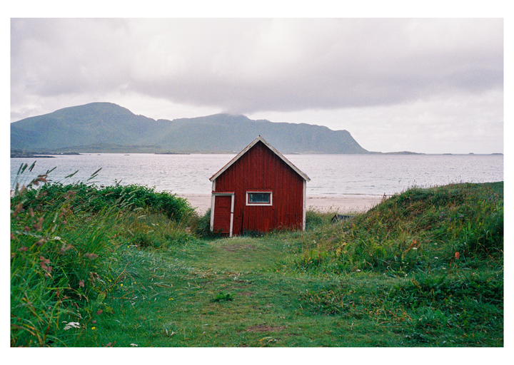 Red Cabin by the Sea, Norway (Lofoten) | Olympus MJU II | Kodak UltraMax 400
