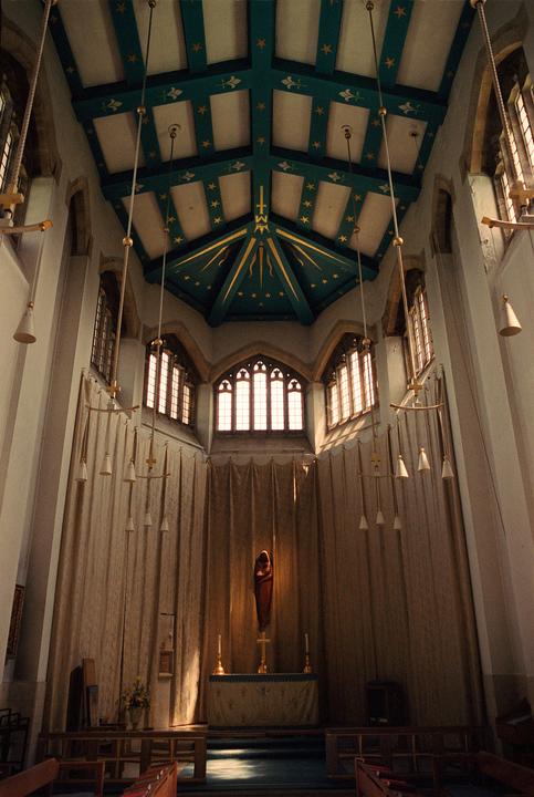 Guildford Cathedral (OM-1n/28mm/portra 400)