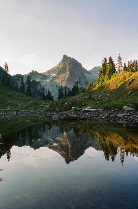 Olympus OM-2N - Portra 400 - Advice Appreciated