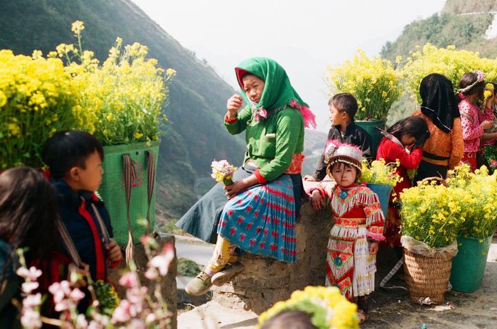 Ha Giang Loop, Vietnam. Canon AE-1, 50mm 1.8 - Fuji Superia 400