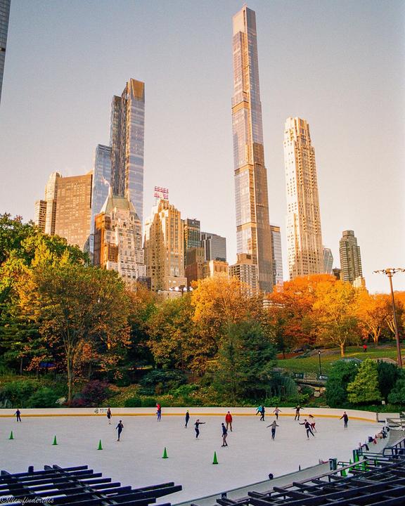 Autumn in NYC | Nikon F3 | 28mm | Cinestill 800t & Portra 400