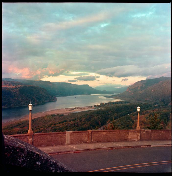 The Columbia River Gorge | Portra 400 | Yashica Mat 125