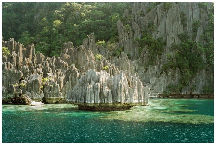 Coron, Philippines [Minolta X-700, 50mm f1.7, Kodak ColorPlus 200]