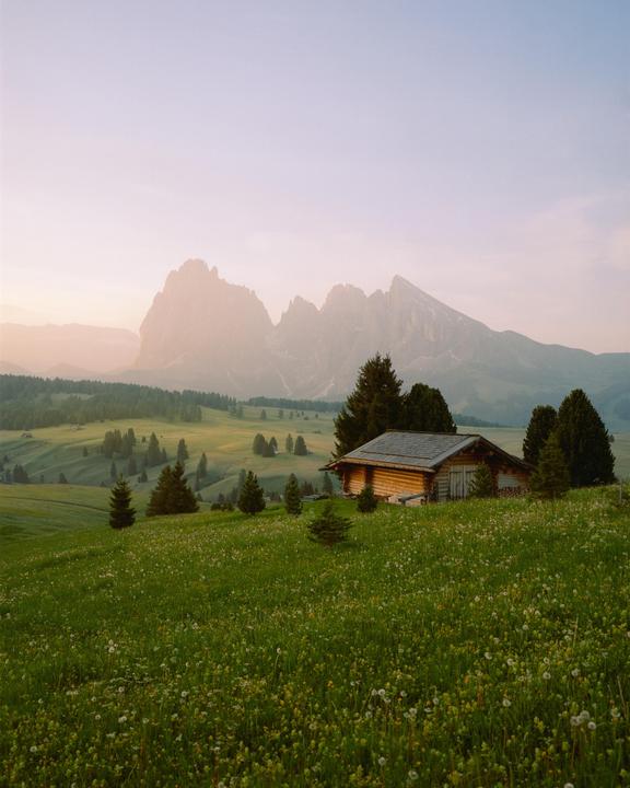 Dolomites [Mamiya 7, 65mm f4, Portra 400]