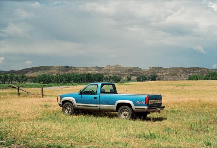 The Trucks of the American West [Canon A1, Fuji400]