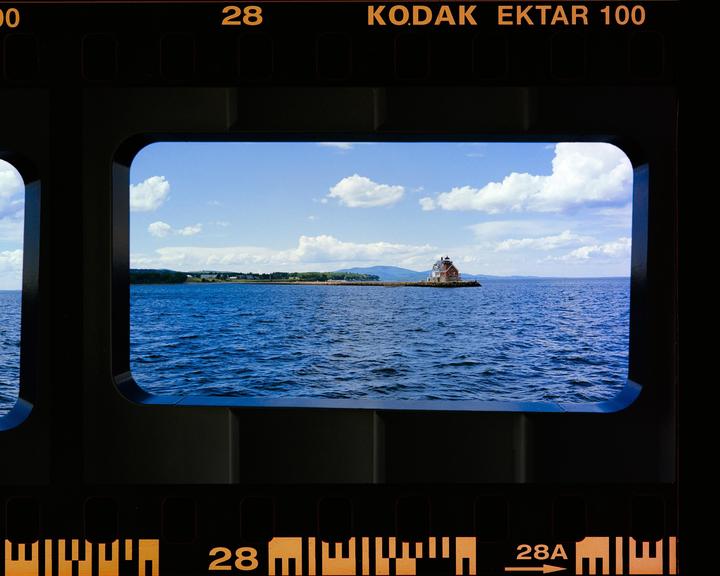 A room with a view [Canon EOS 1N, Canon 24-70 f/2.8 L, Kodak Ektar 100]