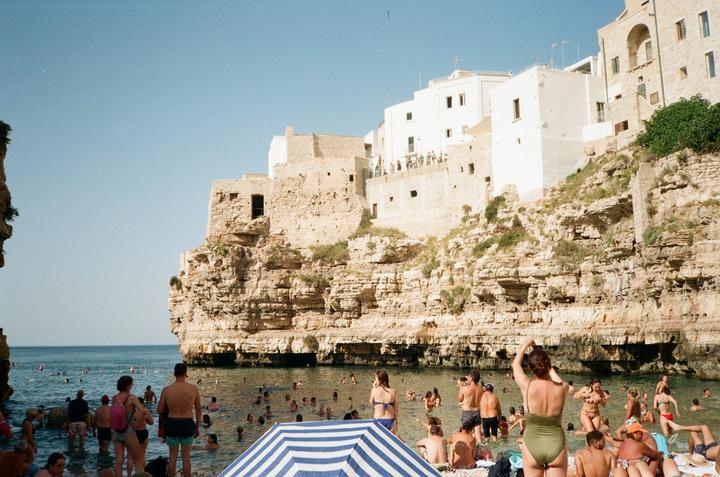 My first analog shots from Puglia, Italy. Olympus AF-10 twin, Kodak Gold 200.