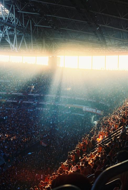 Stadium [Reflx lab 800, Canon AE-1, 50mm f1.4]