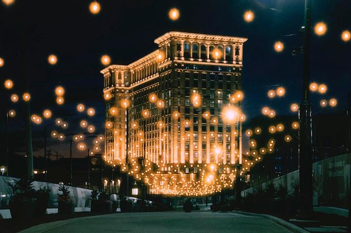 Phoenix II at night. [Nikon FM, 28-70mm f3.5, Harman Phoenix II]