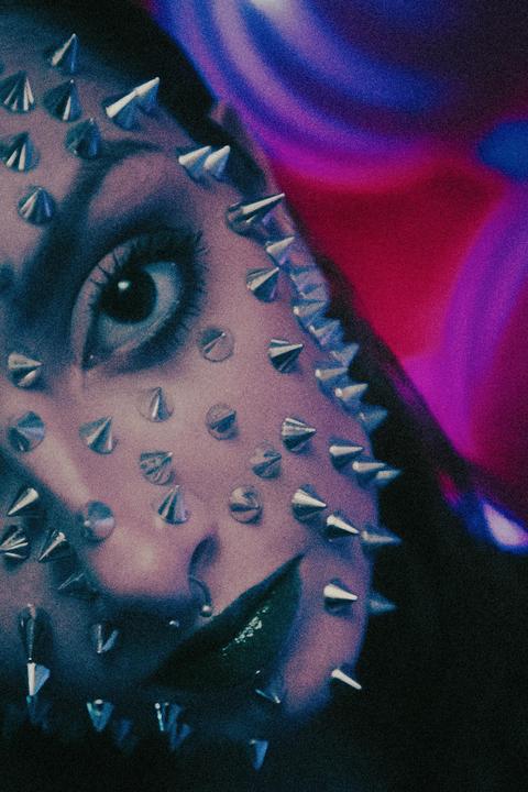 Spiked (Shot on the Bronica GS-1 | 65mm | Cinestill 800T)