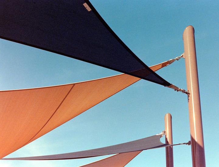 Park shades [Canon A-1, 50mm f1.8, Superia 800]