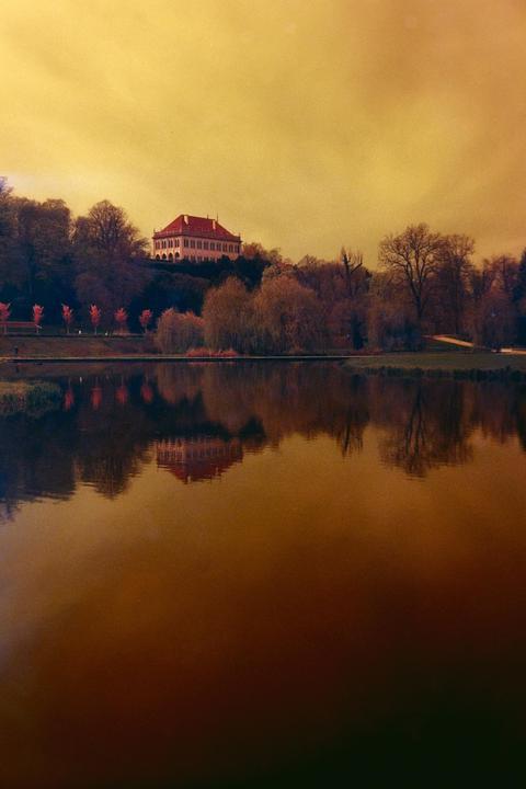 Redscaled Kodak Ultramax | Kiev 4a | Jupiter 35mm
