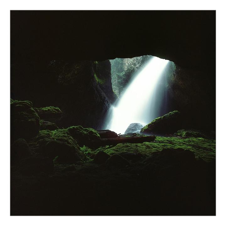 Emerald Grotto [Hasselblad 500CM | 50mm Distagon f/4 | Fuji Provia 100F]