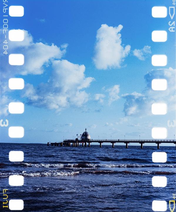 What would be a cool film for sprocket photography? || Velvia 100f || Mamiya m645 || 70mm f/2.8
