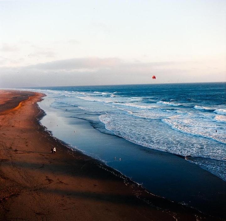 Ocean Beach, SF [Mamiya 6+75mm, Portra 400]